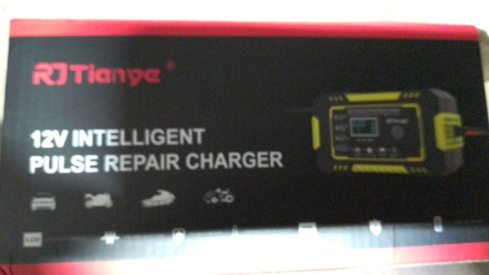 Авто зарядка 6А новая!