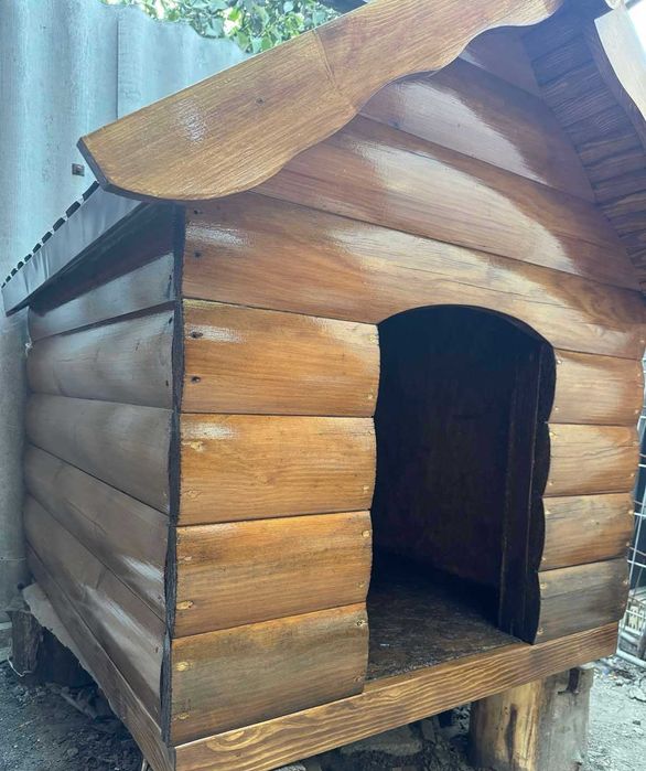 Будка дерев'яна для крупної собаки