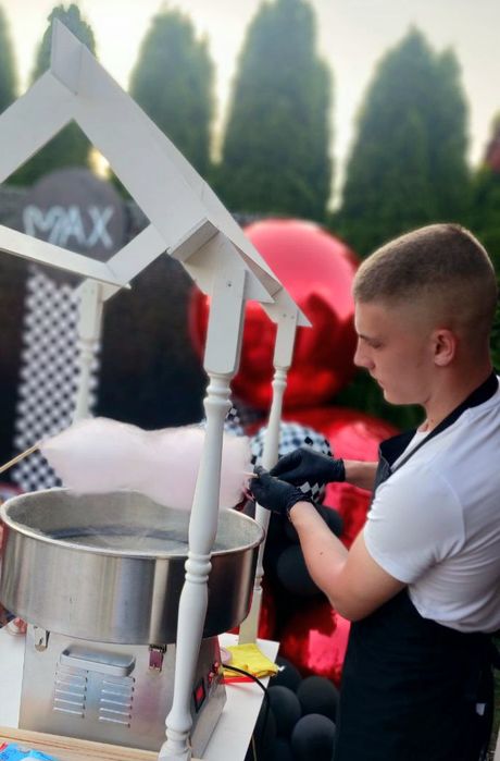 Солодка вата на Ваше свято. Доставка. Виїзд