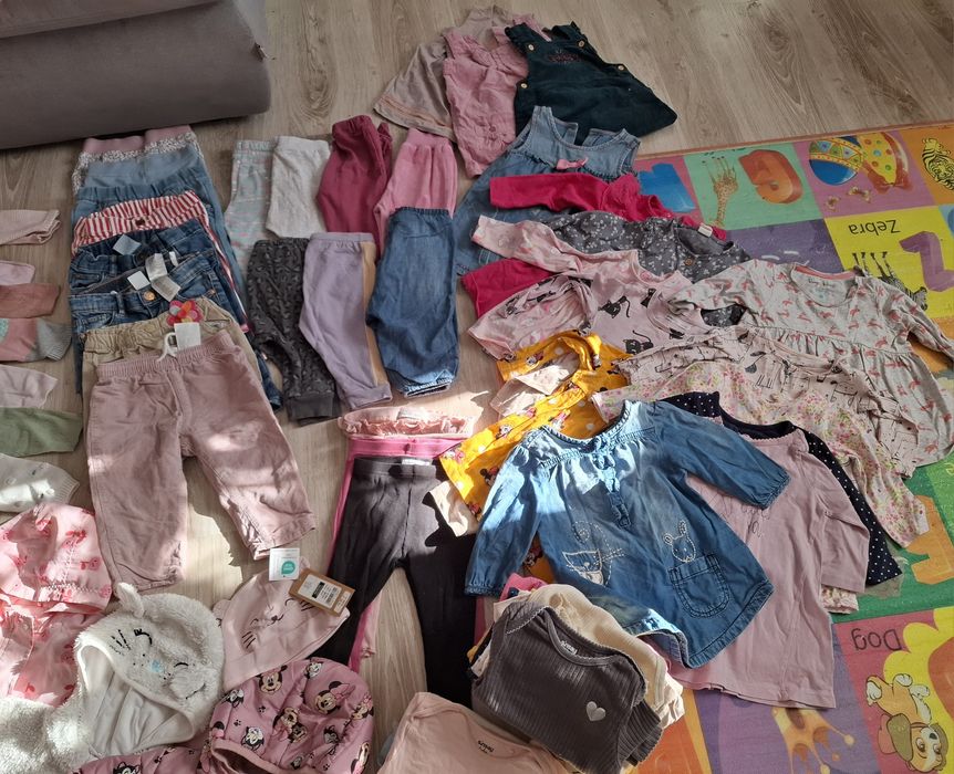 Paka ubranek dla dziewczynki 74 jesien zima