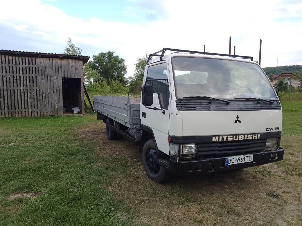Мітсубісі Кантера 3.3 ТД.