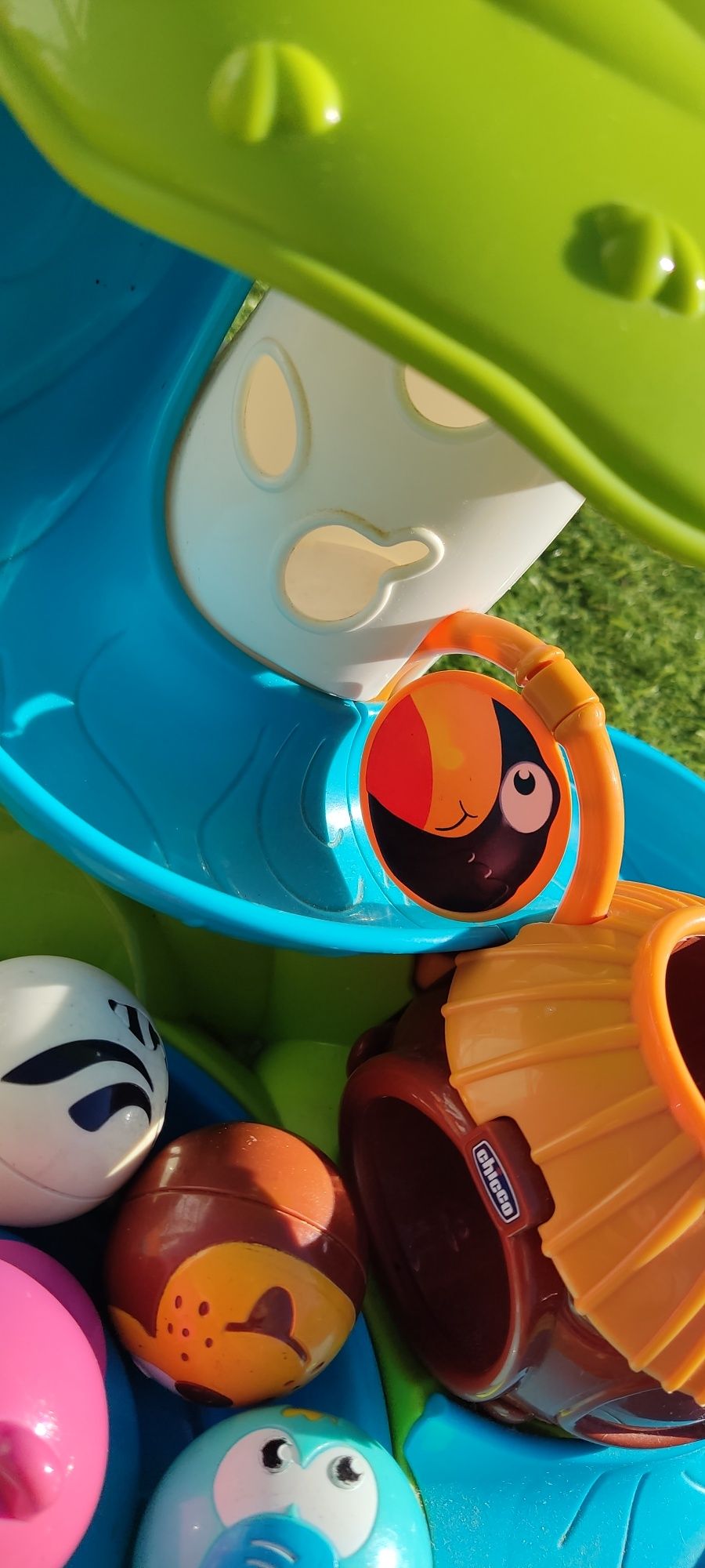 Brinquedo Chicco para criança e bebê
