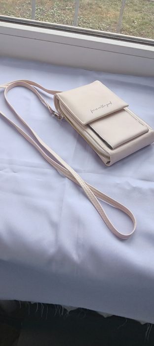 Продам сумочку для телефона и мелочей