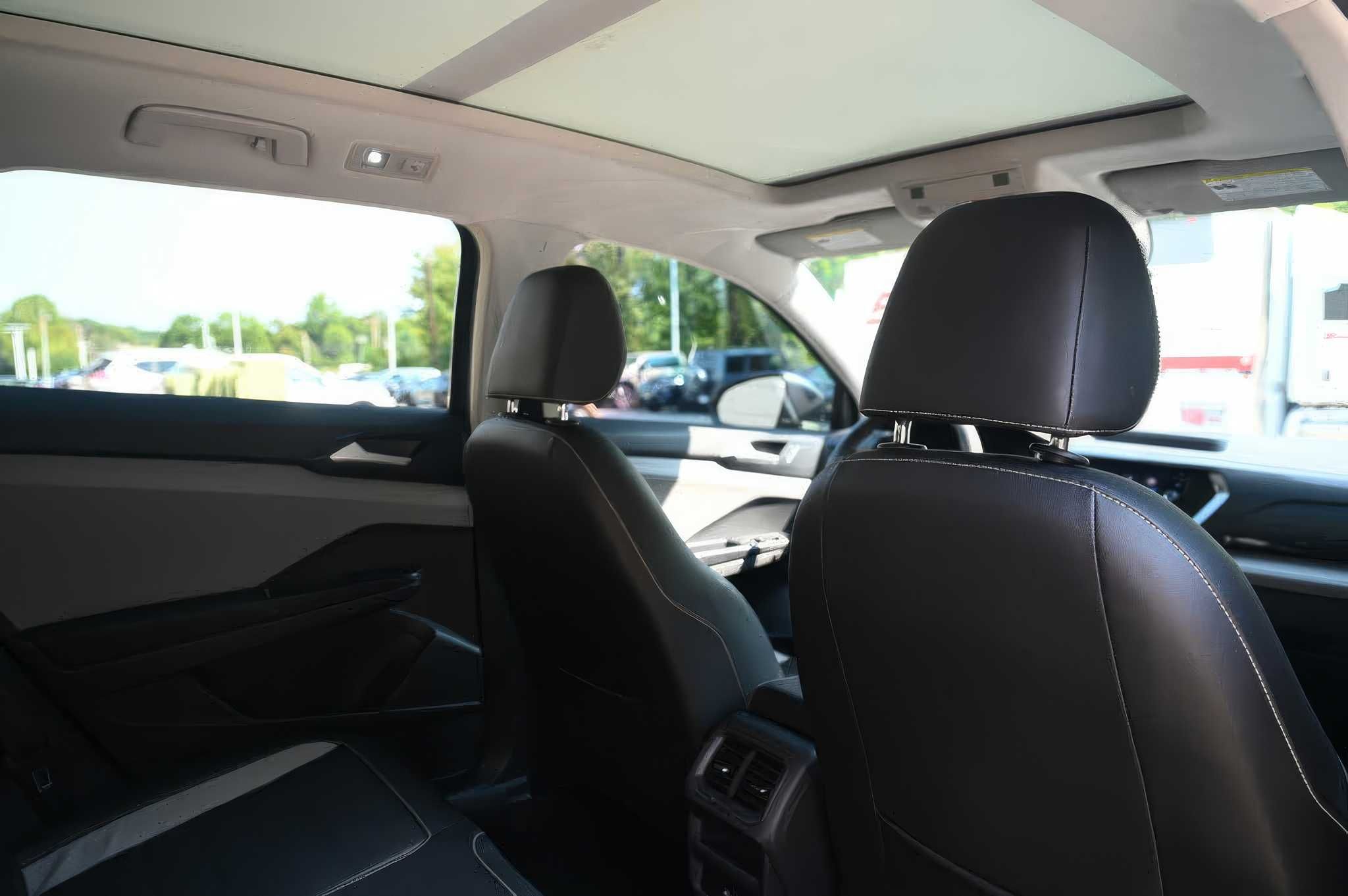 2022 Volkswagen Taos SEL