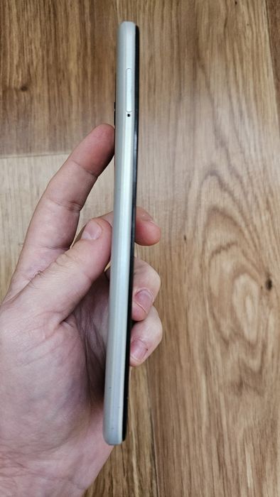 TECNO SPARK 8c 3/64gb