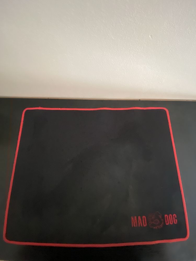 Sprzedam podkladke pod mysz maddog 440x350x2mm