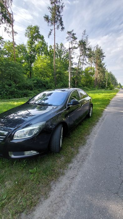Опель  Інсигнія 1.6 турбо. Бензін