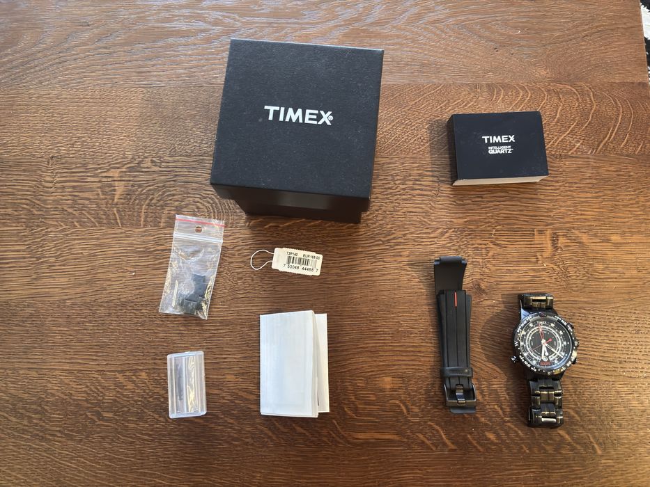 Zegarek TIMEX T2P140 z bransoletą i silikonowym paskiem oryginalnym