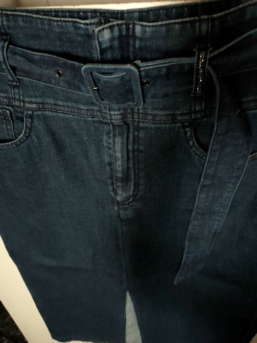 Dżinsowa Spódnica z paskiem