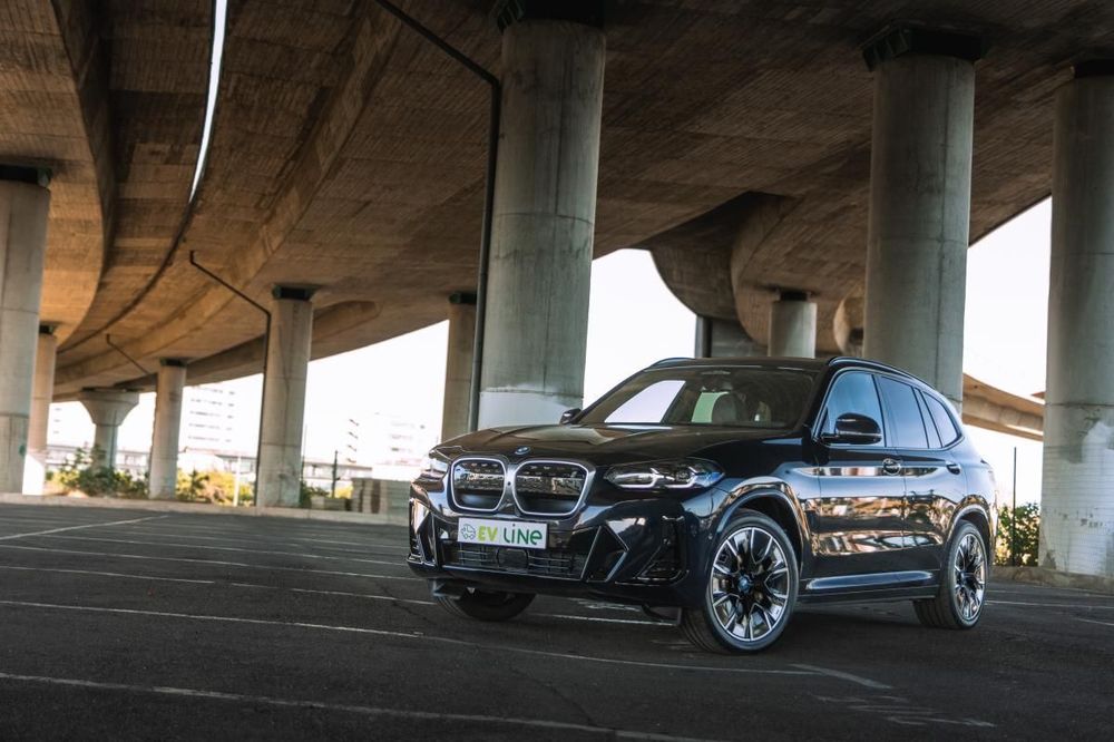 BMW iX3 M Sport Impressive