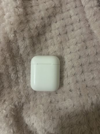 Etui ładujace airpods 2 oryginalne