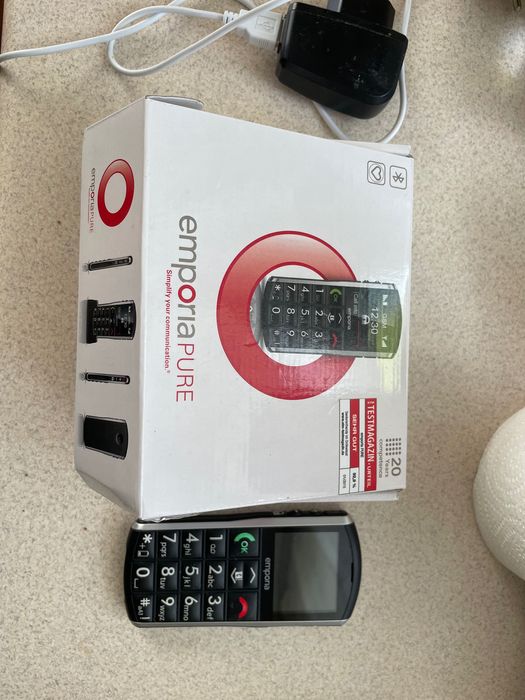 Telefon komórkowy dla starszej osoby emphoria pure