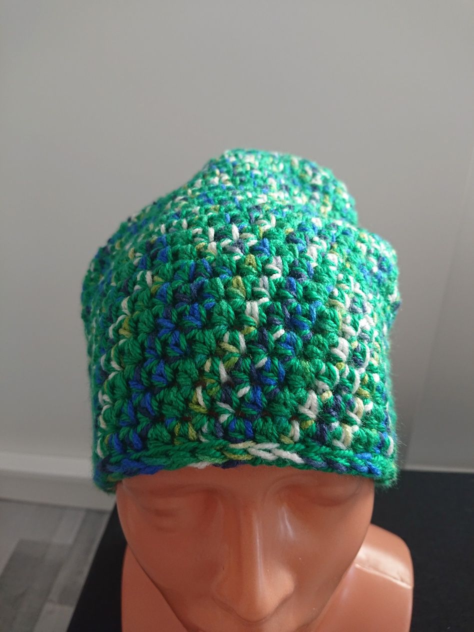 Czapka ręcznie robiona,zielona czapka, hand made