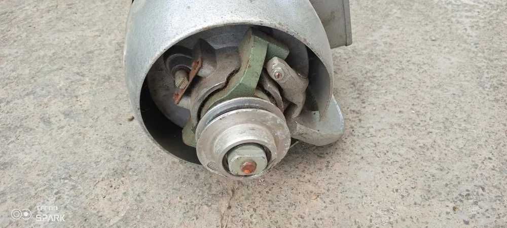 Продаю мотор до швейної машинки. В робочому стані