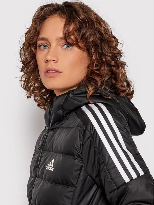 Куртка жіноча Adidas Essential Down Parka ОРИГІНАЛ!