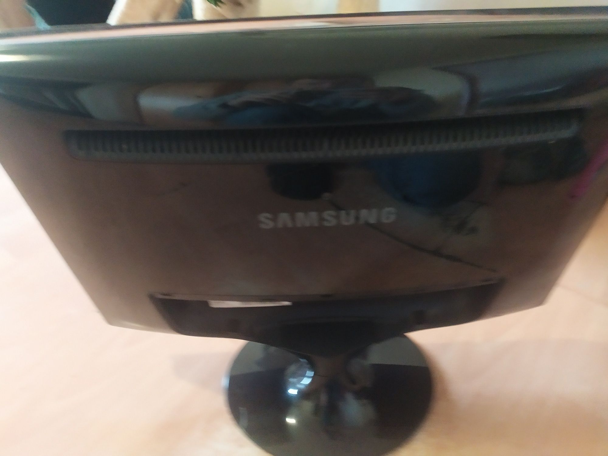 Monitor Samsung 22 cale