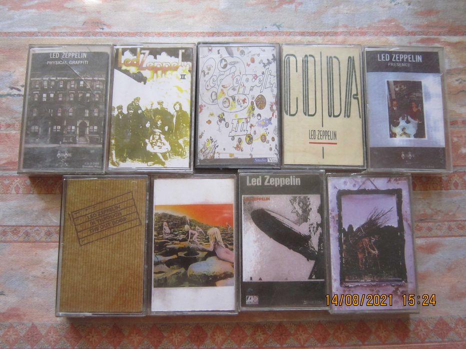 аудіокасети с записом гуртів Deep Purple,DIO,Led Zeppelin,Rainbow