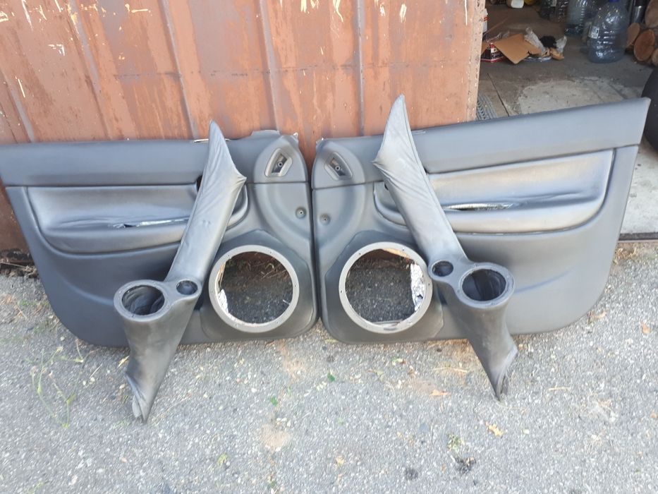 Продам карти дверей та стійки Деу Нубіра під автозвук