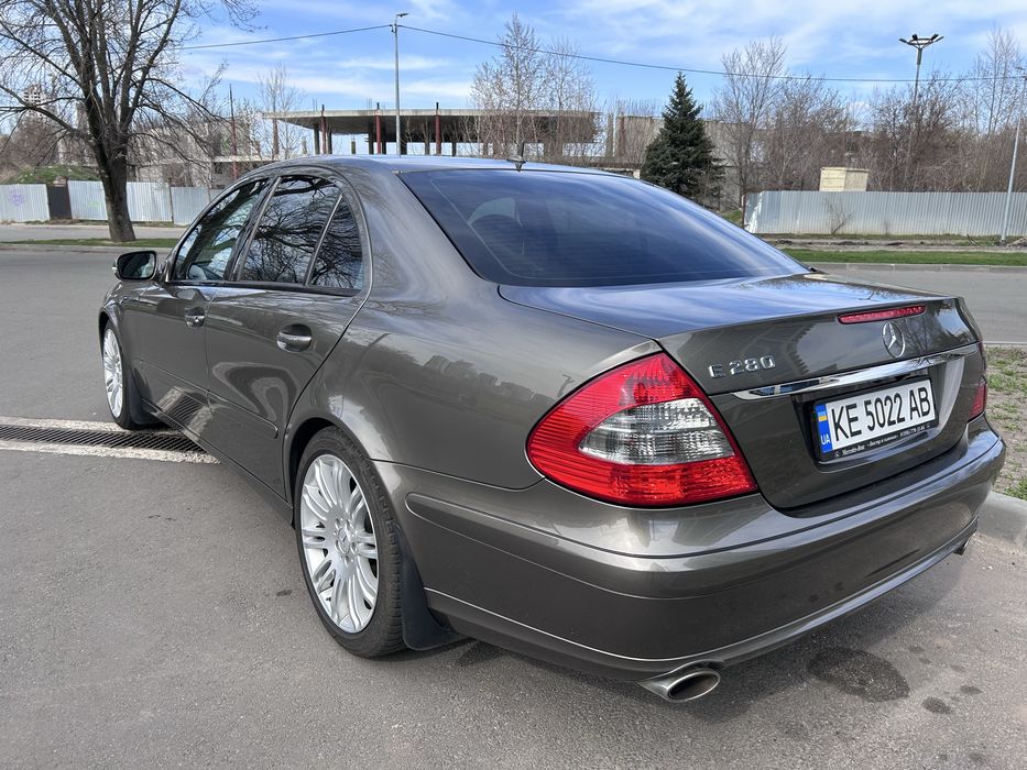 Продается Mercedes-Benz W211 E280 Пробег 98 000 км