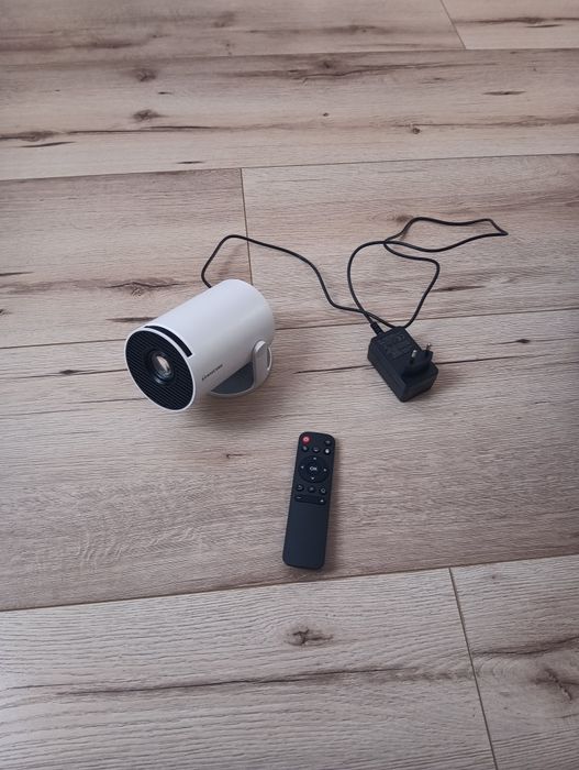 Projektor Magcubic HY300Pro