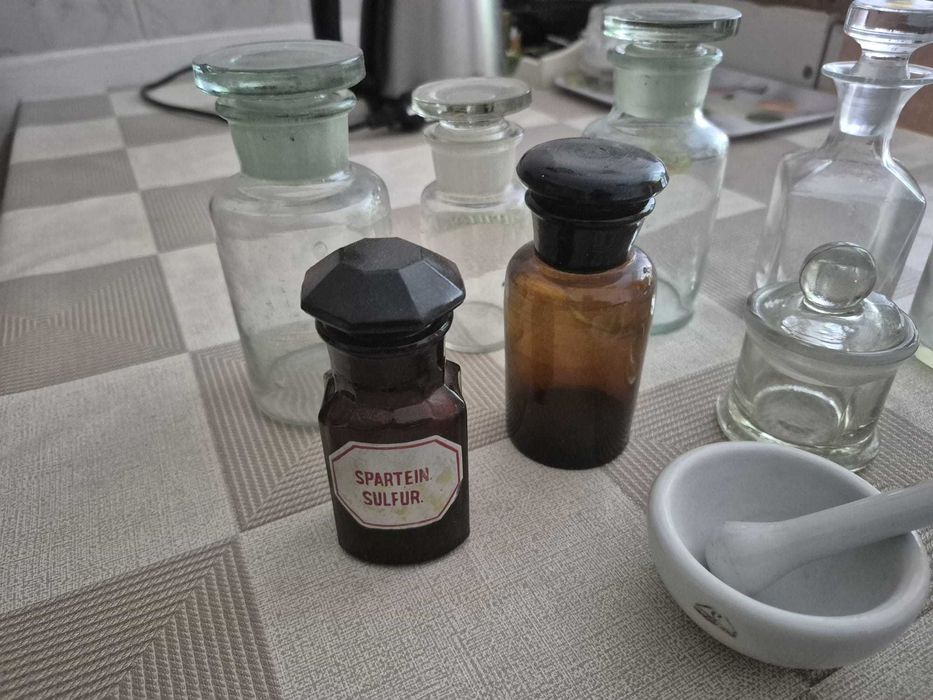 Buteleczki,flakony apteczne