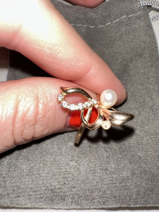 Каблучка з жемчугом розмір 17.5-18