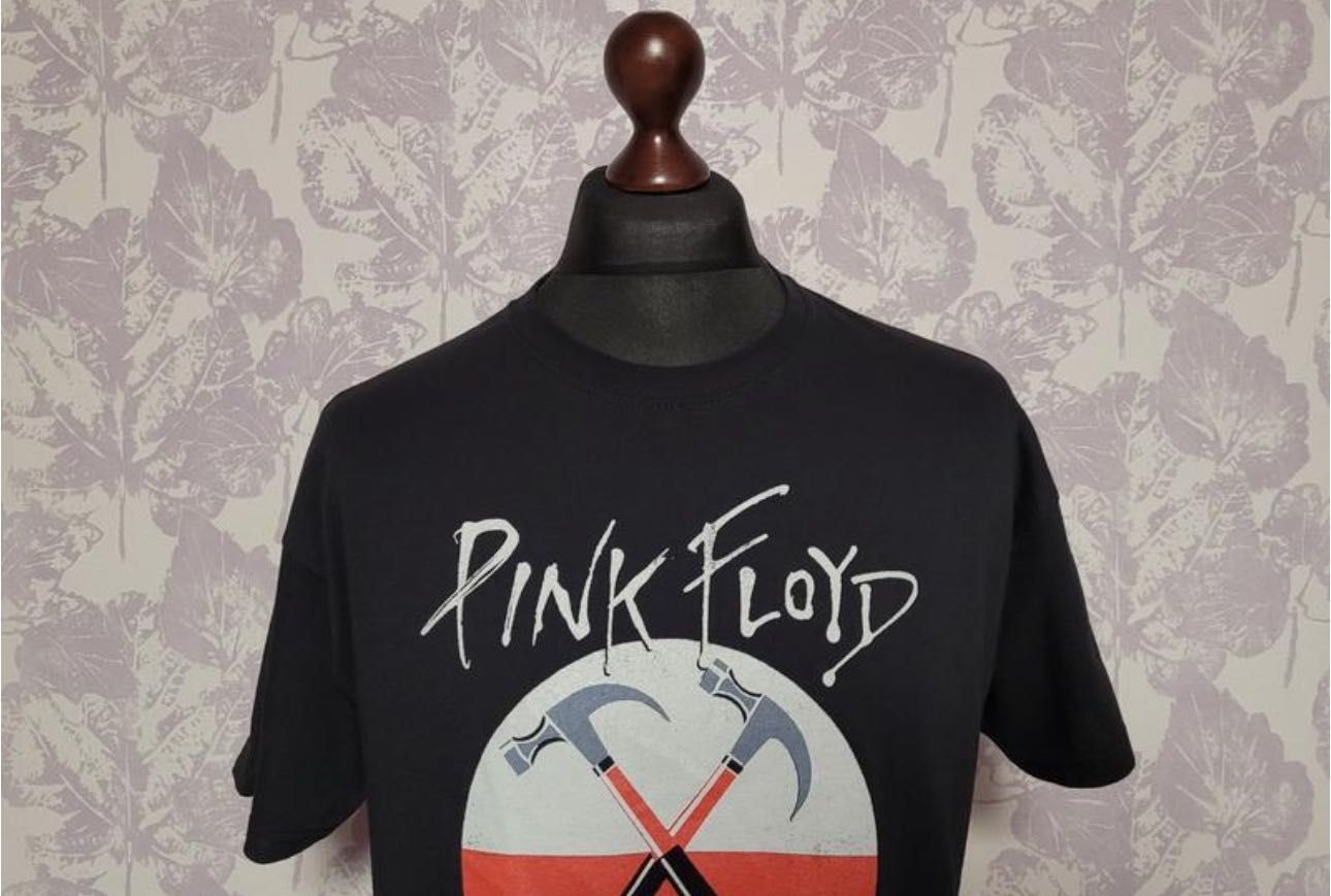 Футболка с рок символикой, группа Pink Floyd .