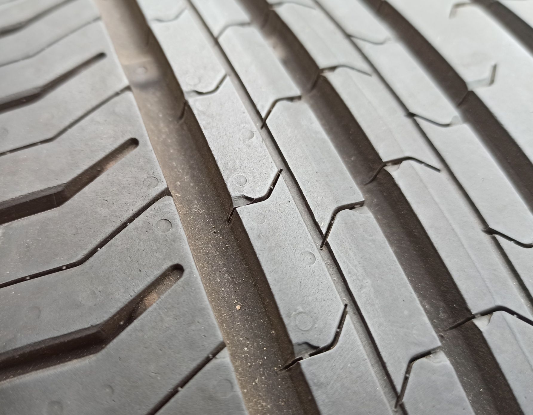 Opony letnie Continental ContiEcoContact 5 215/60R17 96H jak nowe