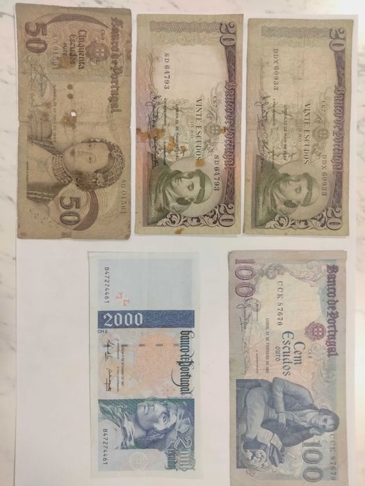 Moedas e notas antigas