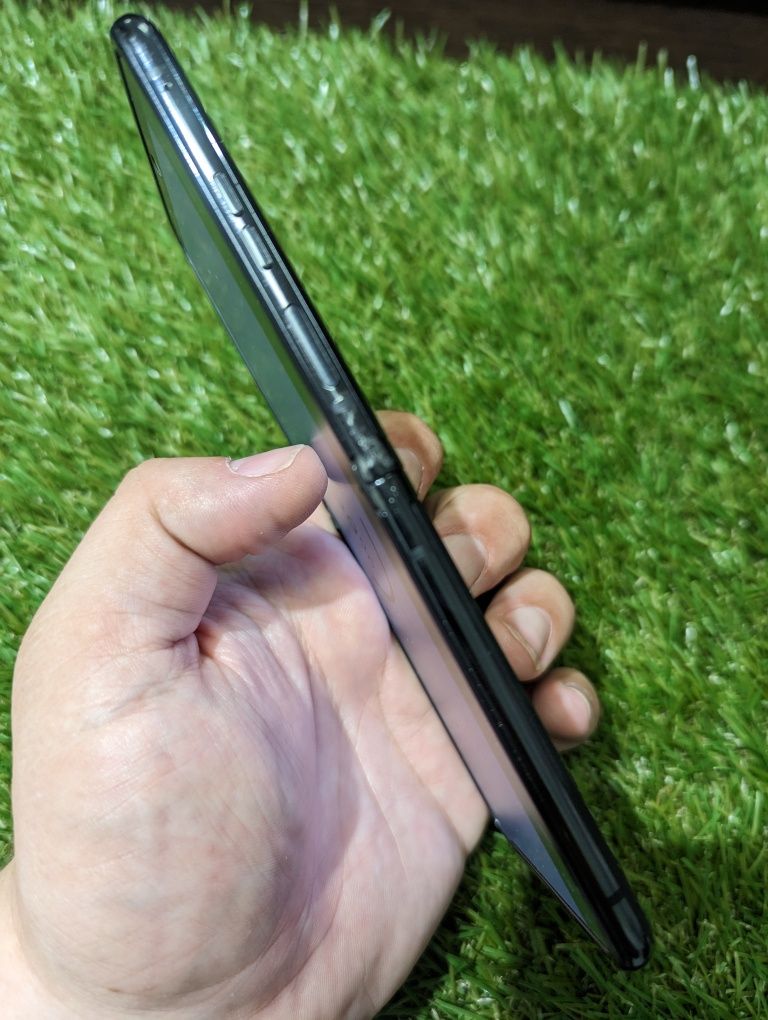 Motorola Razr plus 8/258GB Nevelock XT2321-3