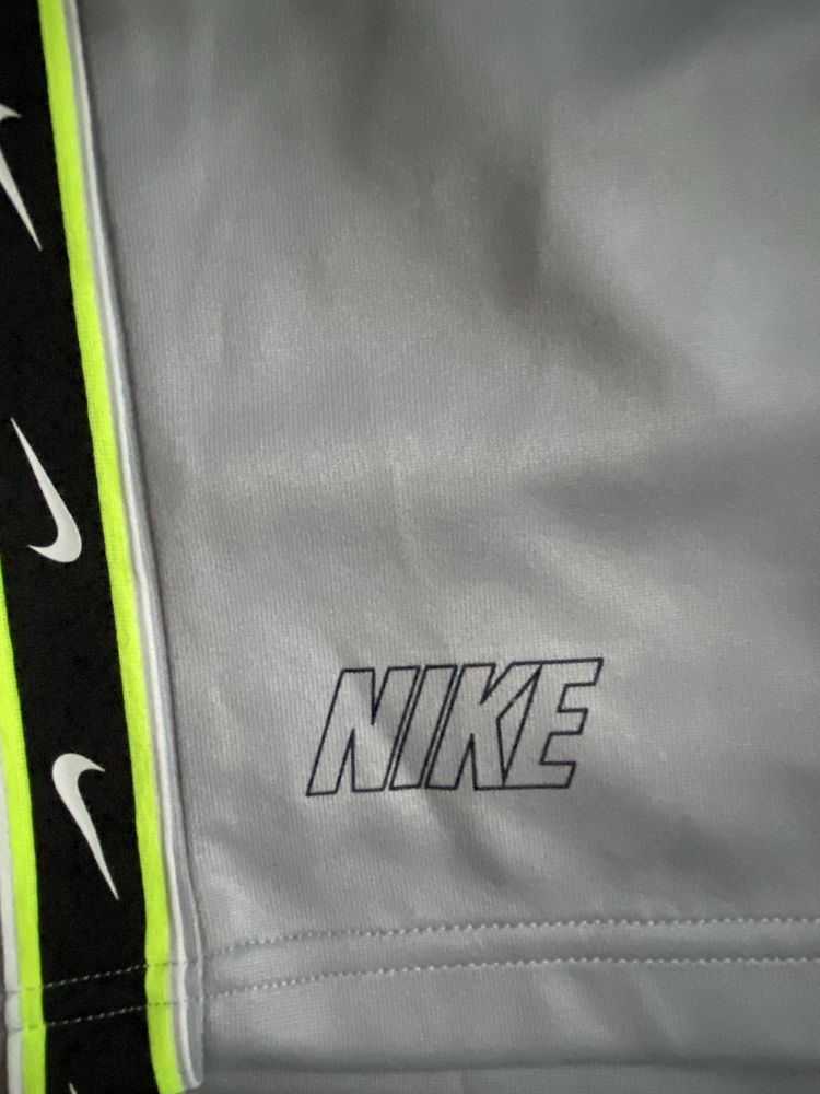 Шорти NIKE NSW Repeat