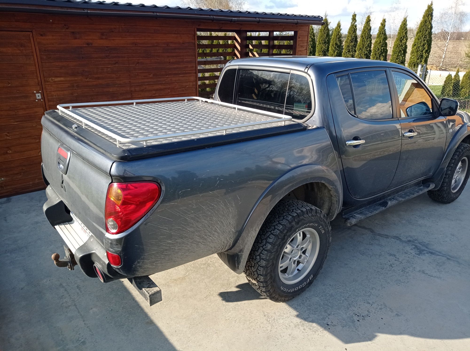 Mitsubishi L200  zabudowa, Pokrywa Montain Top