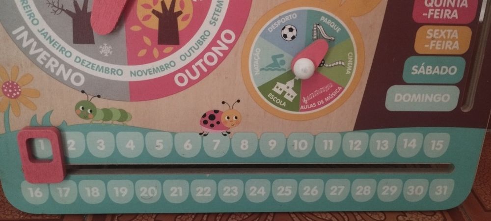 Quadrinho de madeira educativo