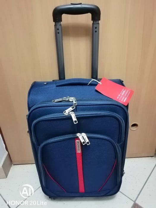 Walizka tekstylna średnia