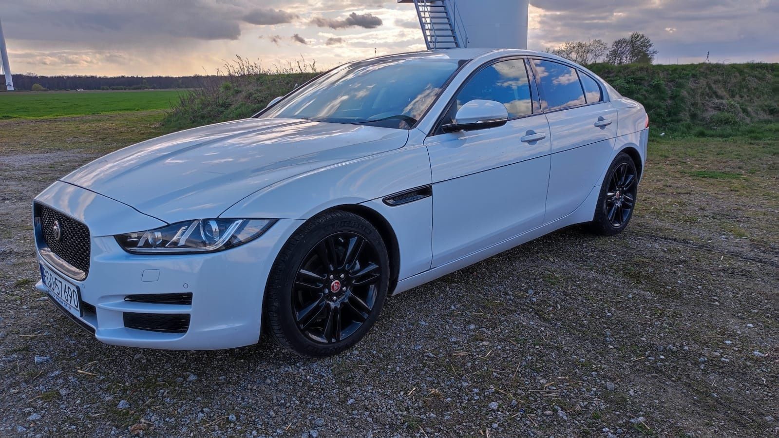 Jaguar XE Prestige Premium-Prywatne ogłoszenie!