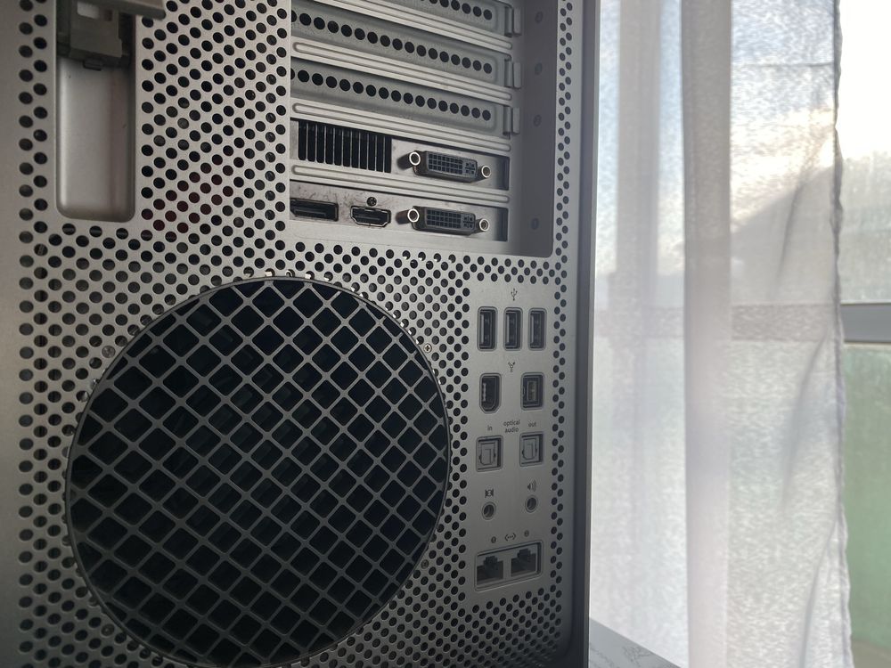 Mac Pro 2006 Dual Xeon + HD5870 Apple [RESERVADO]