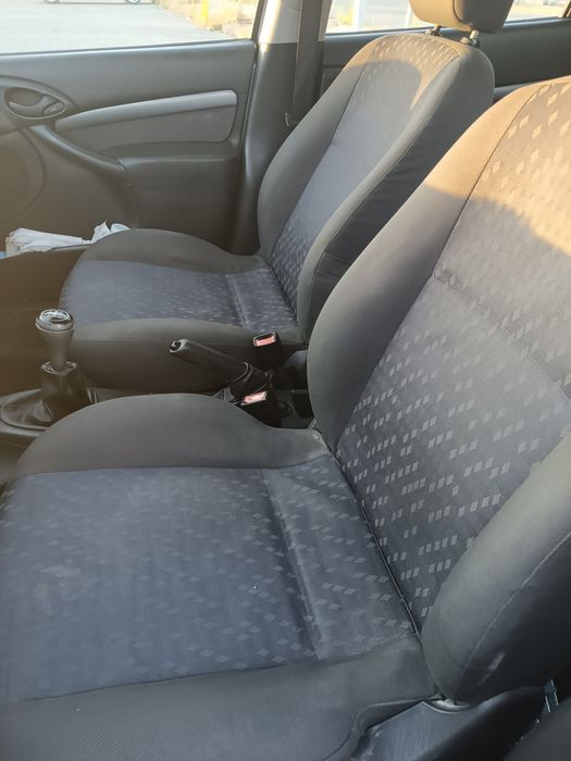 Ford Focus 1600 sedan