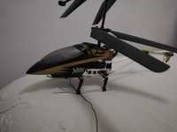 Helicóptero telecomandado para peças