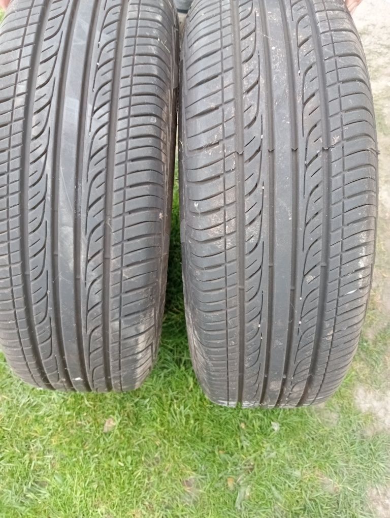 Sprzedam opony letnie 195/65 r15 z felgami