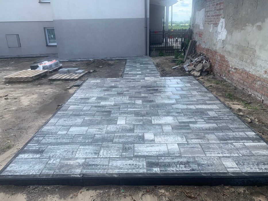 Układanie Kostki Brukowej