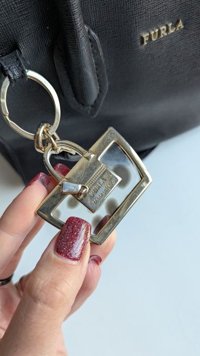 Сумка Furla оригінал шкіра сафьяно + фірмовий брелок