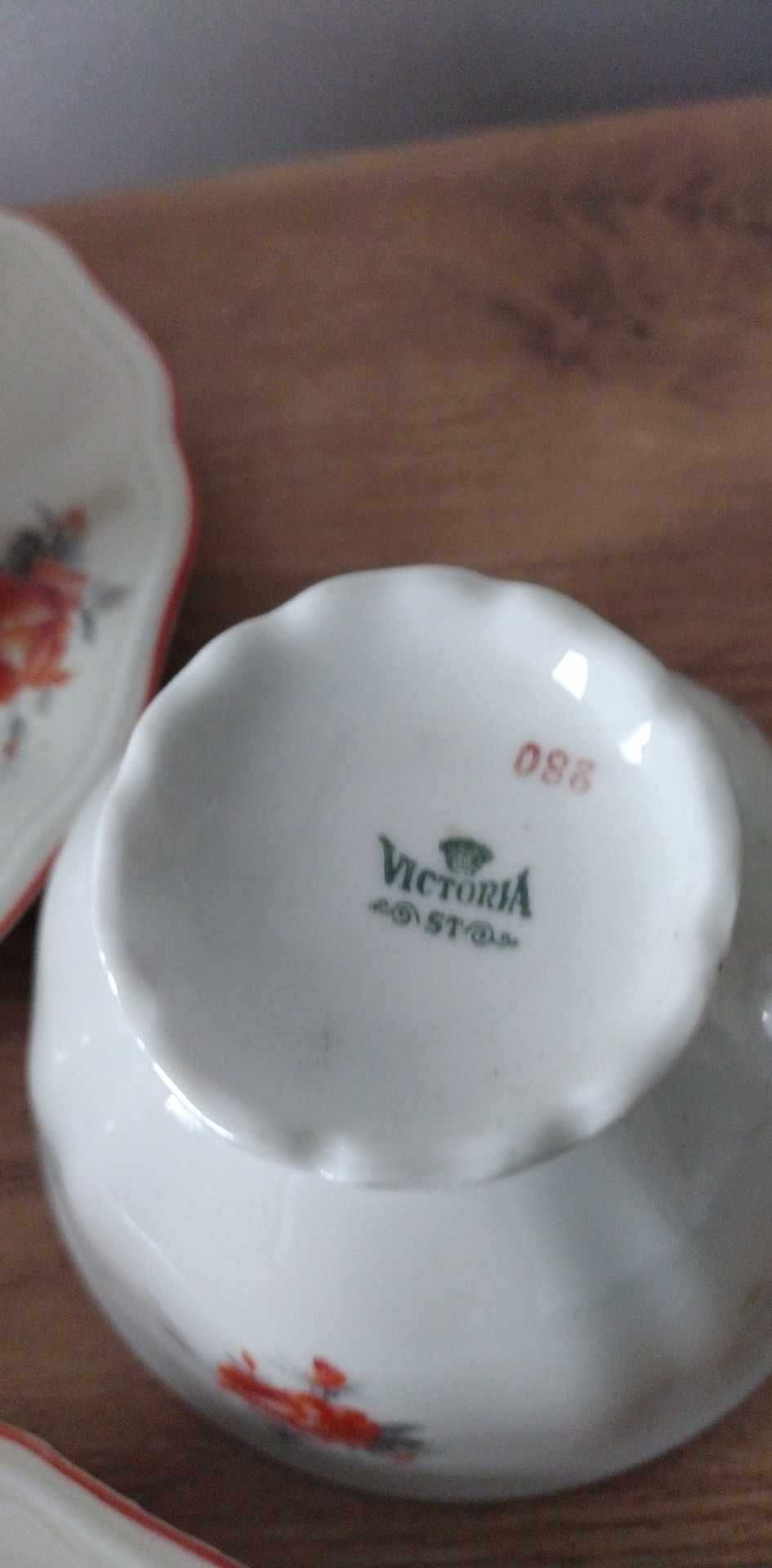 Stara porcelana filiżanki mlecznik cukiernica serwis Victoria