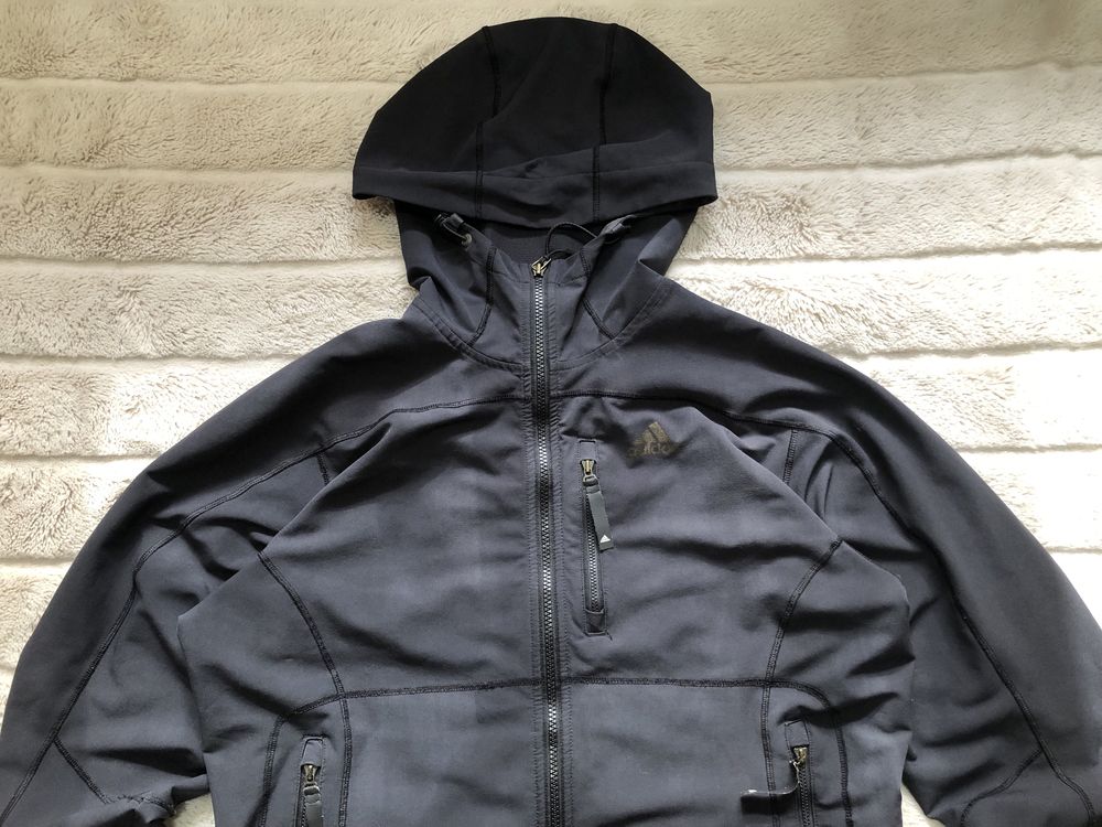 Легкая ветровка ADIDAS L размер jackets кофта куртка мужская курточка