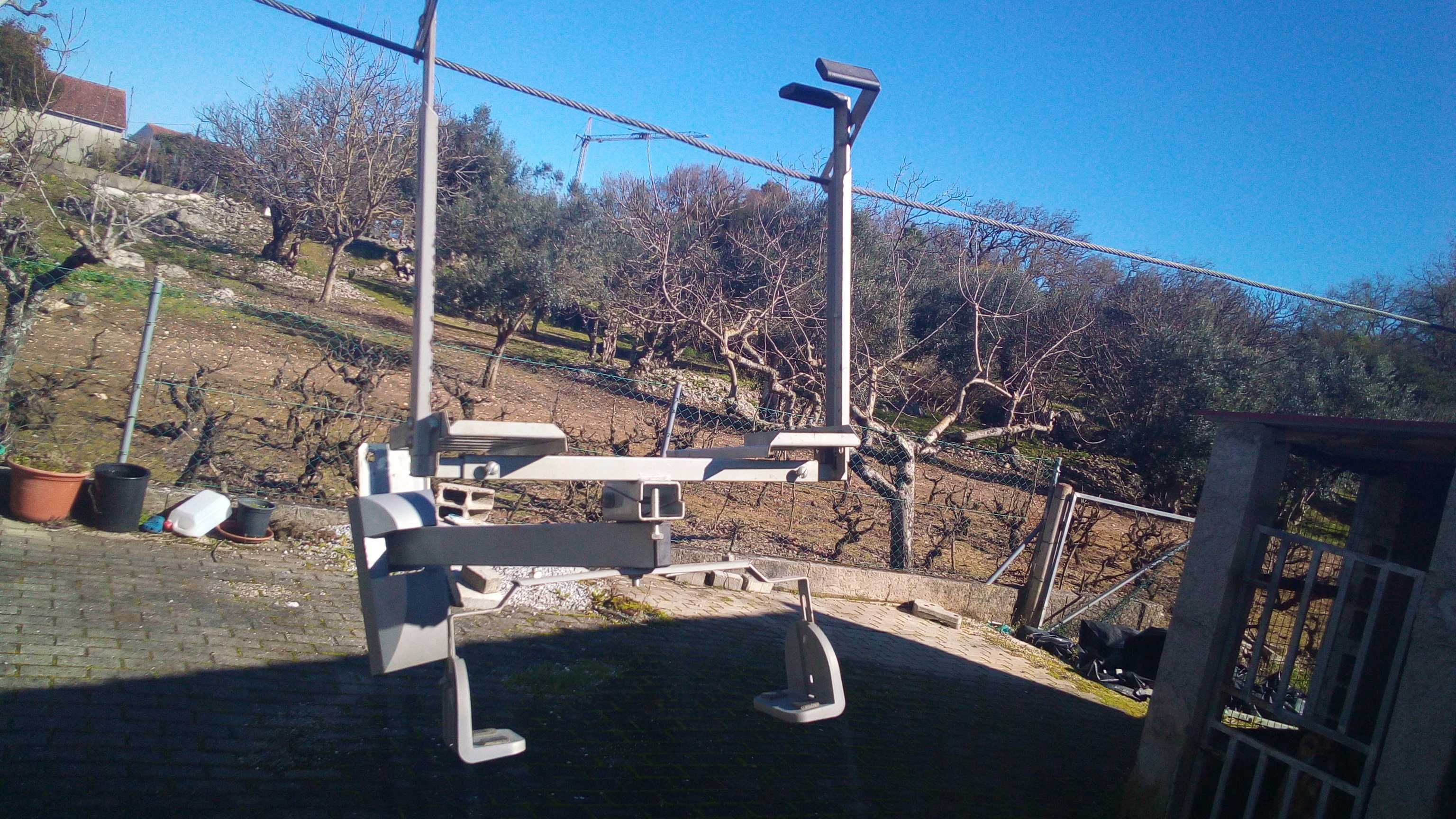 Suporte parede TV antiga
