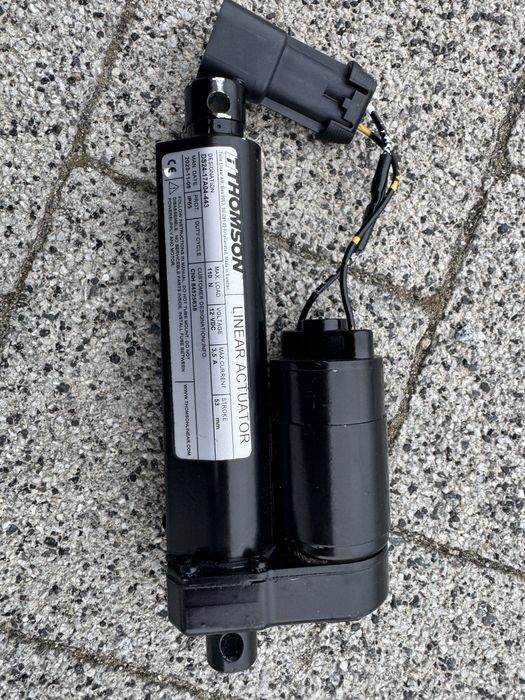 Siłownik Elektryczny New Holland CX TC CSX CR FR nowy oryginał