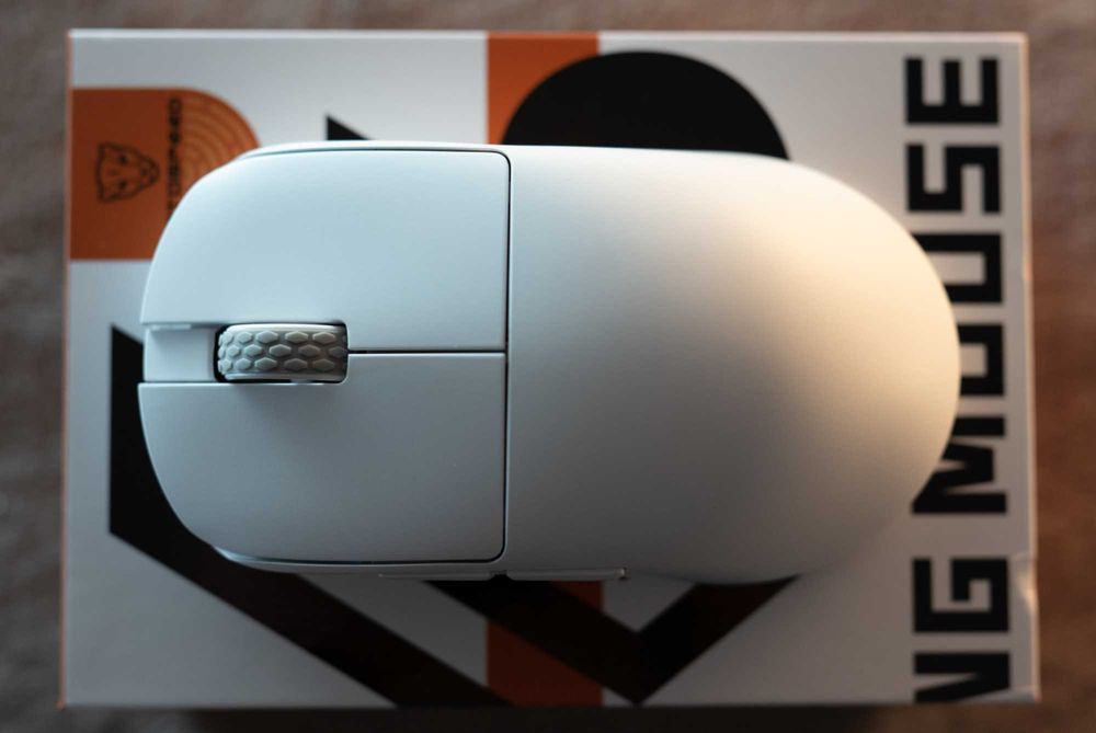 Миша Motospeed Darmoshark X6 MAX, M5 PRO 8K ресивер, PAW3950, 43 грами