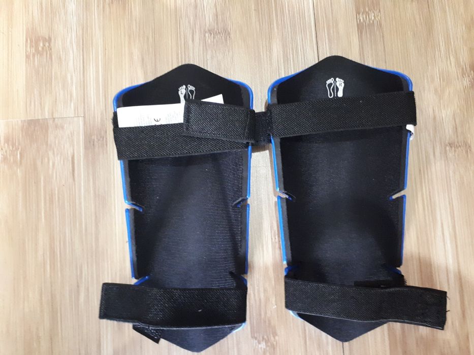 Футбольные щитки adidas X Lite CW9718