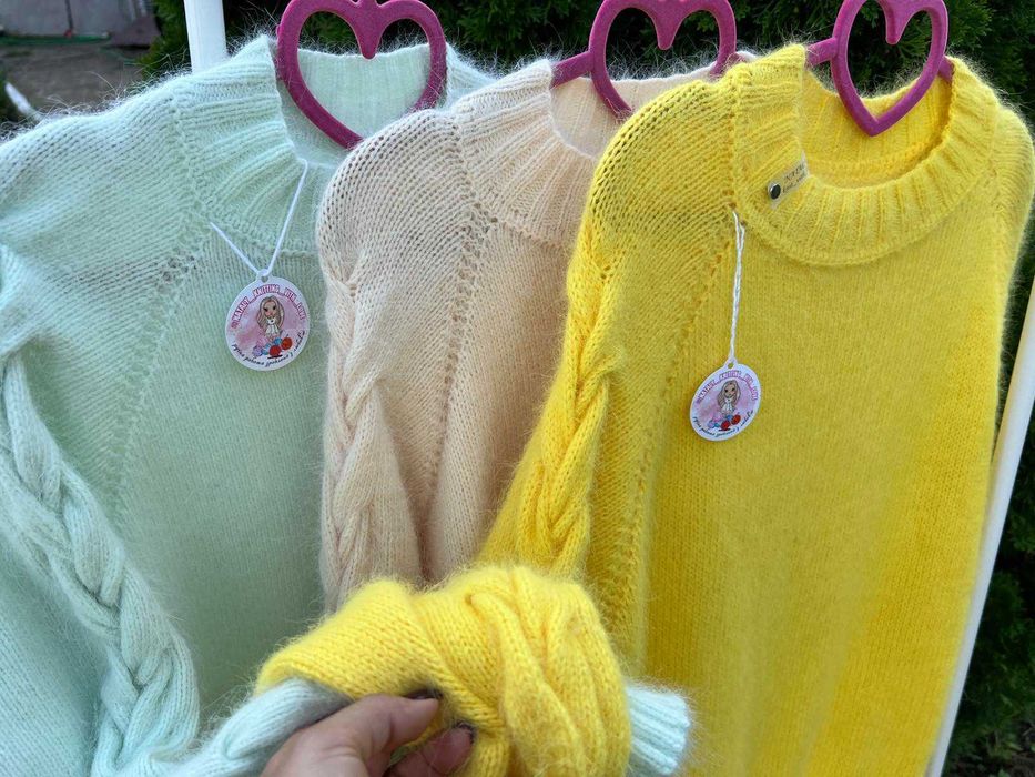 Светр жіночий, ангора, р 48-50