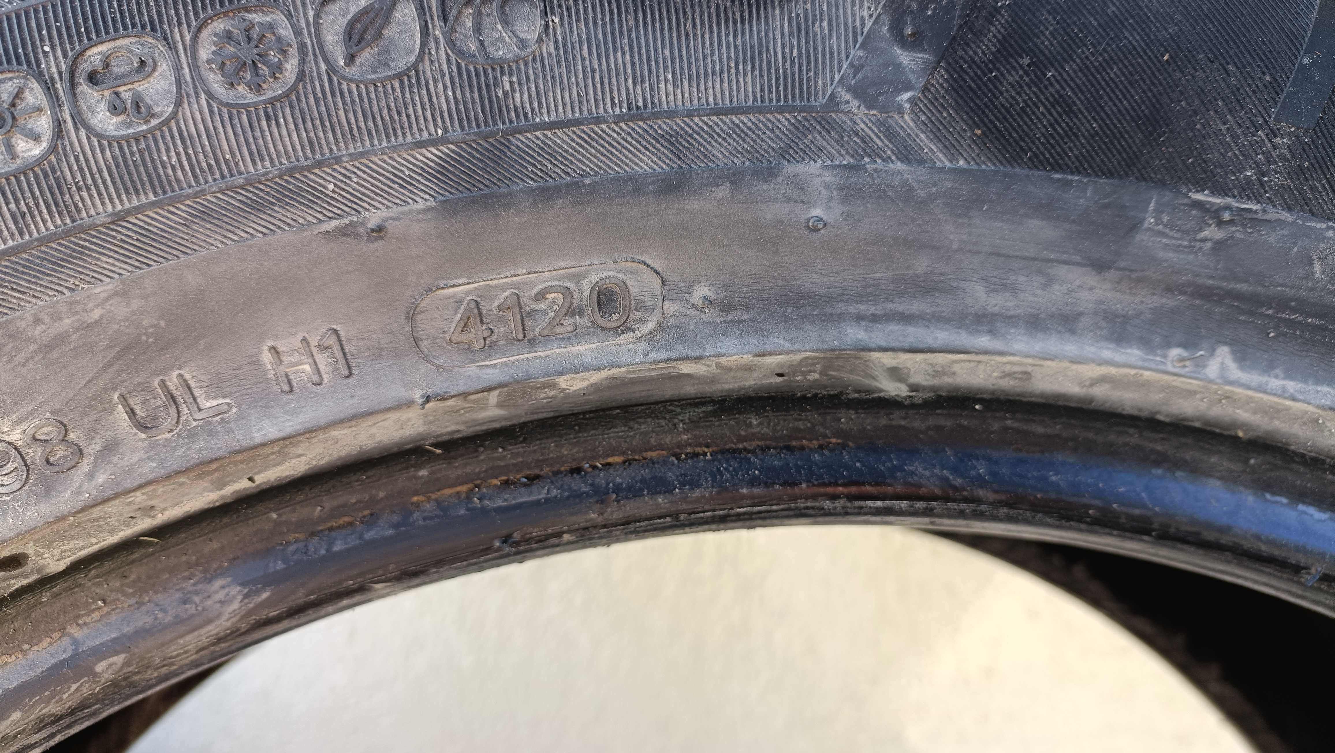 Opony całoroczne Hankook Kinergy 4S2 235/55 R19 19 cali