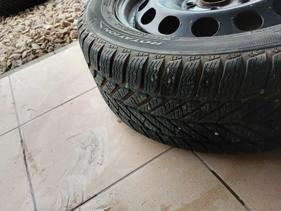 Sprzedam koła zimowe 205/55/16 Audi A6 C5